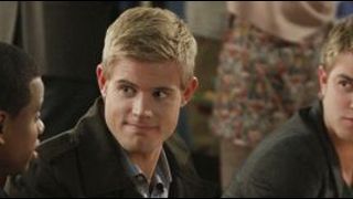image de la news Trevor Donovan quitte "90210"