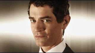 image de la news James Frain de passage dans "Burn Notice"