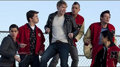 image de la news Chord Overstreet promu régulier pour la saison 4 de "Glee"... qui accueille également 2 petits nouveaux