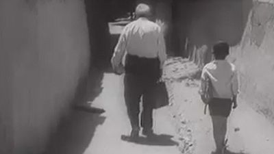 image de la news "Le Pain et la rue" - Le tout premier film d’Abbas Kiarostami