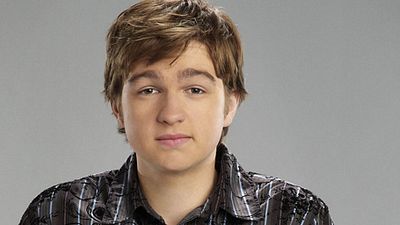 image de la news "Mon Oncle Charlie": Angus T. Jones veut aller au bout de son contrat mais...