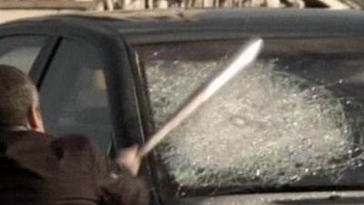 image de la news "Parking réservé" – Règlement de compte entre handicapés