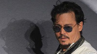 image de la news Johnny Depp et le mystère de la moustache !