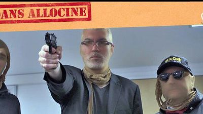 image de la news Dedans AlloCiné – La fin… de la saison 2 ? Préparez-vous au choc !