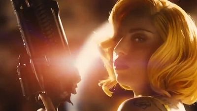image de la news Bande-anonce de "Machete Kills" : 2mn12 avec Lady Gaga, Sofia Vergara, Danny Trejo...