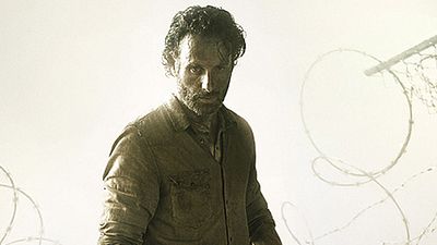 image de la news La nouvelle affiche de la saison 4 de "The Walking Dead" promet l'enfer...