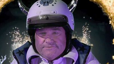 image de la news Kurt Russell rempile dans la cascade [VIDEO]