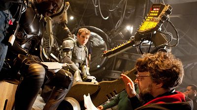 image de la news Guillermo del Toro s'est lancé dans l'écriture de "Pacific Rim 2" !