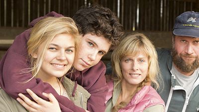 image de la news 1ère photo de "La famille Bélier" avec Louane Emera (participante à "The Voice") ! [PHOTO EXCLU]