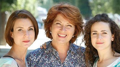 image de la news Revue de Tweets "Julie Lescaut" : le grand final de la série !