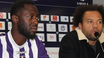 image de la news "Le crocodile du Botswanga" : Thomas Ngijol recruté en Ligue 1 ! [VIDEO]