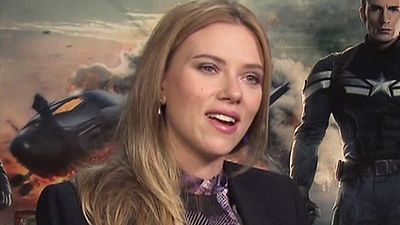 image de la news Scarlett Johansson : Avengers 2 contient "des surprises, des explosions et des clins d'oeil"