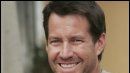 image de la news James Denton obligé de déménager