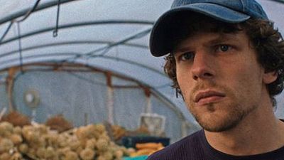image de la news Batman v Superman : Jesse Einseberg évoque un Lex Luthor "compliqué"