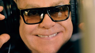 image de la news HBO commande un pilote produit par Elton John et Alan Ball