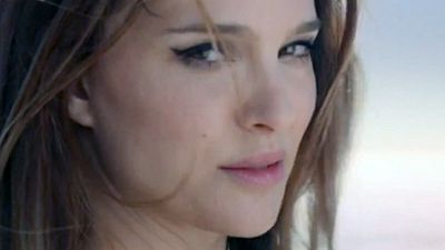 image de la news Natalie Portman ne veut plus se marier... dans la nouvelle pub Dior !