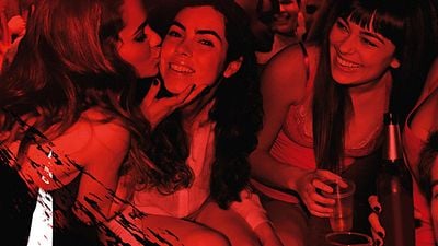 image de la news Bande-annonce d'Afterparty : alcool, drogue, sexe et tueur psychopathe !