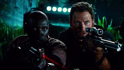 image de la news Jurassic World : une bande-annonce qui dévoile Omar Sy et l'Indominus Rex ! 