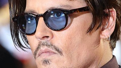 image de la news Black Mass : Johnny Depp dévoile son look de gangster dégarni