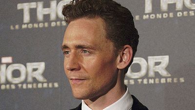 image de la news Tom Hiddleston en stetson pour incarner un chanteur country