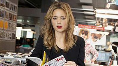 image de la news Virginie Efira : après Une Famille à louer, elle redevient mère célibataire 