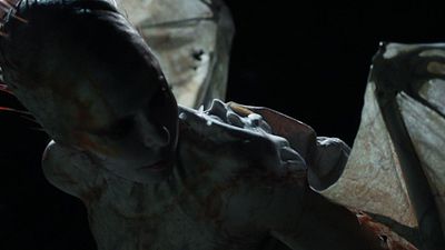 image de la news EXCLU - City of Love, le clip de Mylène Farmer entre Hitchcock, Clive Barker et American Horror Story