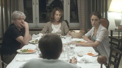 image de la news Bande-annonce Préjudice : Nathalie Baye en plein conflit familial