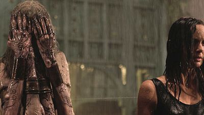 image de la news Bande-annonce The Door: Sarah Wayne Callies de Walking Dead dans la nouvelle production horrifique d'Alexandre Aja