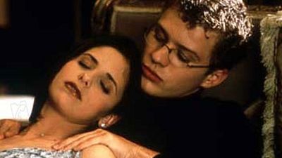 image de la news Sexe Intentions : Sarah Michelle Gellar retrouve son look du film