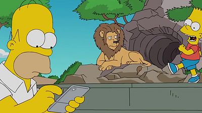 image de la news Pokémon GO : Homer Simpson est déjà complètement accro !