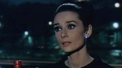 image de la news "Charade" ce soir sur Ciné+ Classic : l'ombre de Hitchcock, Cary Grant mal à l'aise, problèmes de droits... Tout sur le film