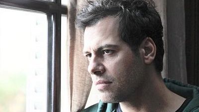 image de la news Le créateur des Revenants va mettre Laurent Lafitte K.O !