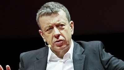 image de la news Dans les coulisses de la série The Crown avec son créateur Peter Morgan