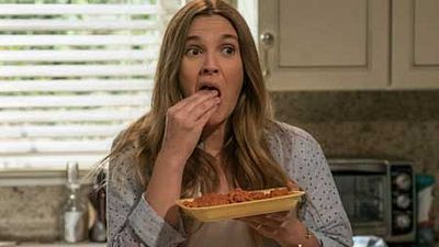 image de la news Santa Clarita Diet : Drew Barrymore sera... un zombie dans la comédie Netflix !