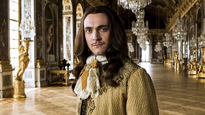 image de la news Versailles : "La saison 2 explore le côté sombre de la Cour du Roi"