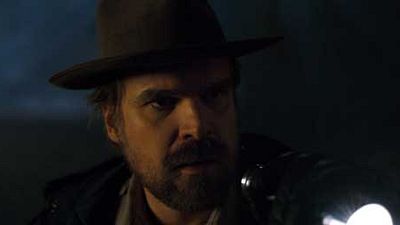 image de la news Stranger Things : David Harbour aka Jim Hopper tease une saison 2 de tous les dangers