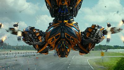 image de la news Transformers : un peu du Géant de fer dans le spin-off sur Bumblebee ?