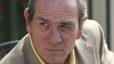 image de la news Tommy Lee Jones rejoint Brad Pitt dans le prochain James Gray