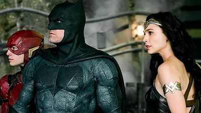 image de la news Justice League : Batman, Wonder Woman et Flash ont un ennemi commun sur la nouvelle photo