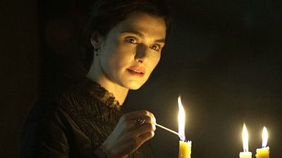 image de la news My Cousin Rachel : Roger Michell - "Il faut que le spectateur reste sur une incertitude"
