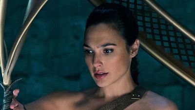 image de la news Après Wonder Woman, Gal Gadot sous les mers avec Bradley Cooper ?