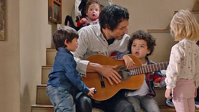 image de la news Bande-annonce Daddy Cool : Vincent Elbaz a des mioches plein les bras