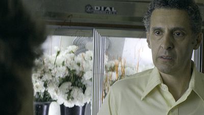 image de la news Le Nom de la Rose : une adaptation télévisée à venir avec John Turturro