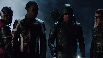 image de la news Arrow : Oliver Queen trahi par l'un des siens dans le teaser du final de mi-saison