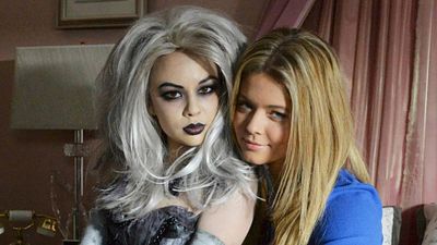 image de la news Pretty Little Liars : The Perfectionists - Tout ce qu'on sait sur le spin-off autour de Mona et Alison