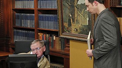 image de la news Mort de Stephen Hawking : le casting de The Big Bang Theory rend hommage à l'astrophysicien