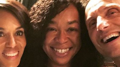 image de la news Scandal : Kerry Washington et le reste de l'équipe partagent des photos du dernier jour de tournage