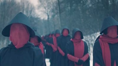 image de la news The Handmaid's Tale : la rébellion est lancée dans la bande-annonce de la saison 2