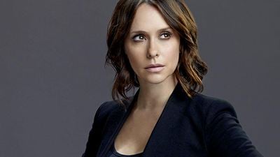 9-1-1 : Jennifer Love Hewitt répondra aux appels d'urgence dans la saison 2