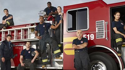 image de la news Grey's Anatomy : TF1 fait l'acquisition du spin-off Station 19 sur les pompiers de Seattle [EXCLU]